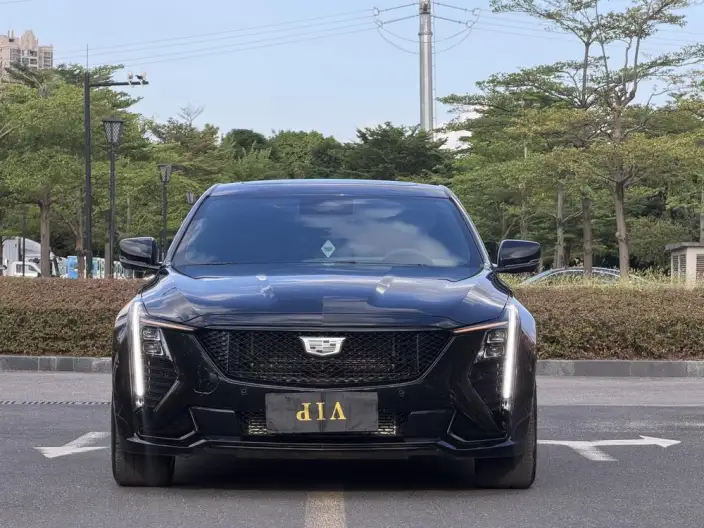 Cadillac CT5 2025 Model 28T Track Performance version – фото 2