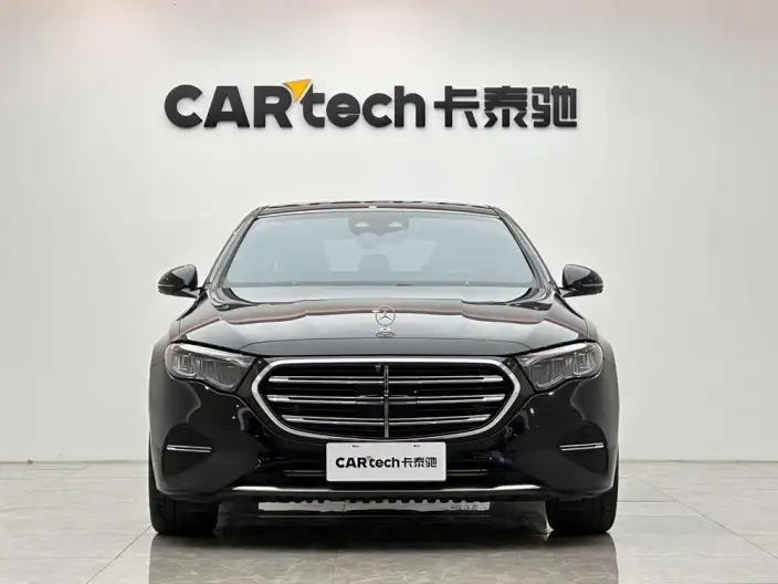 Mercedes-Benz E-Class 2024 Model E 300 L Luxury Model sedan – фото 2