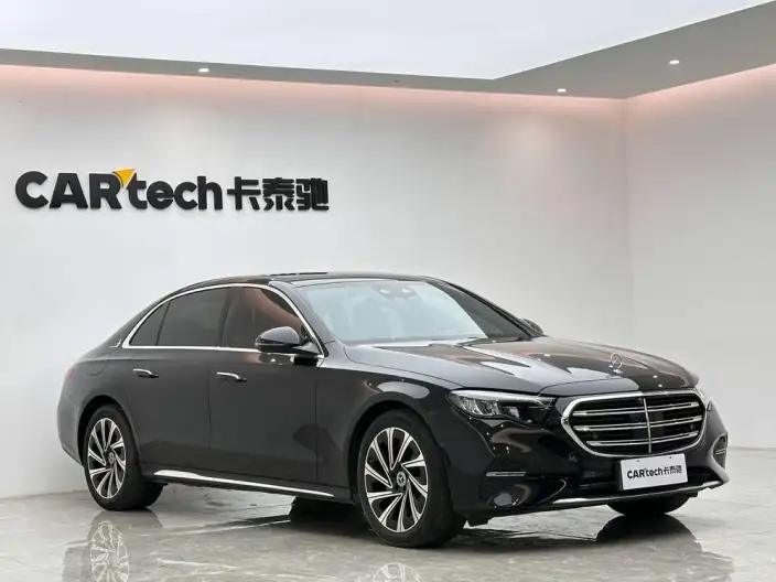 Mercedes-Benz E-Class 2024 Model E 300 L Luxury Model sedan – фото 3