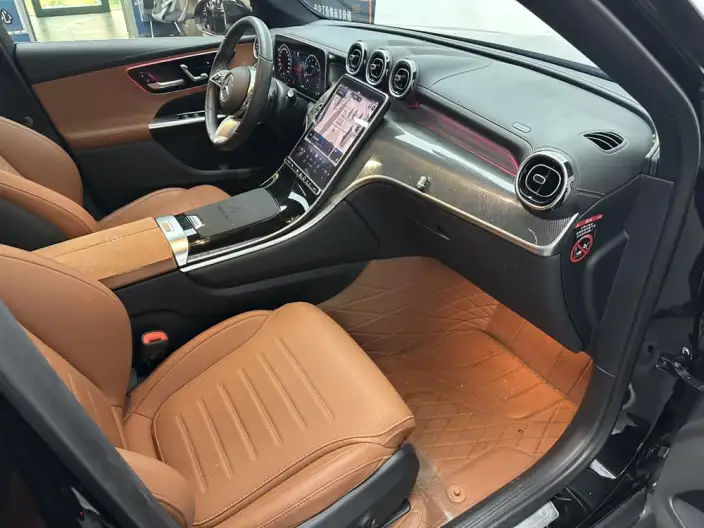 Mercedes-Benz GLC 2023 Model GLC 260 L 4MATIC Dynamic Model 7 seat – фото 9