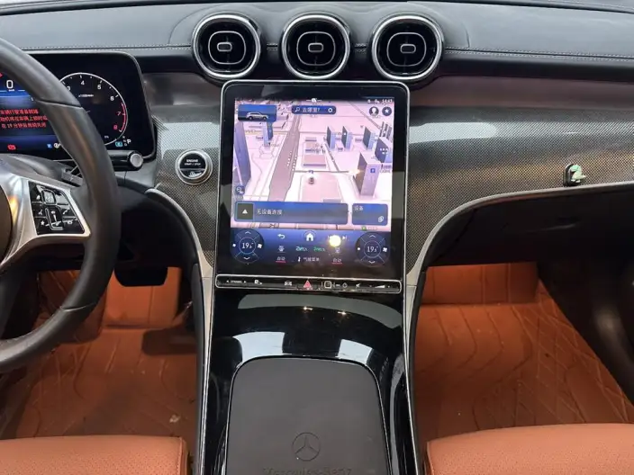 Mercedes-Benz GLC 2023 Model GLC 260 L 4MATIC Dynamic Model 7 seat – фото 10
