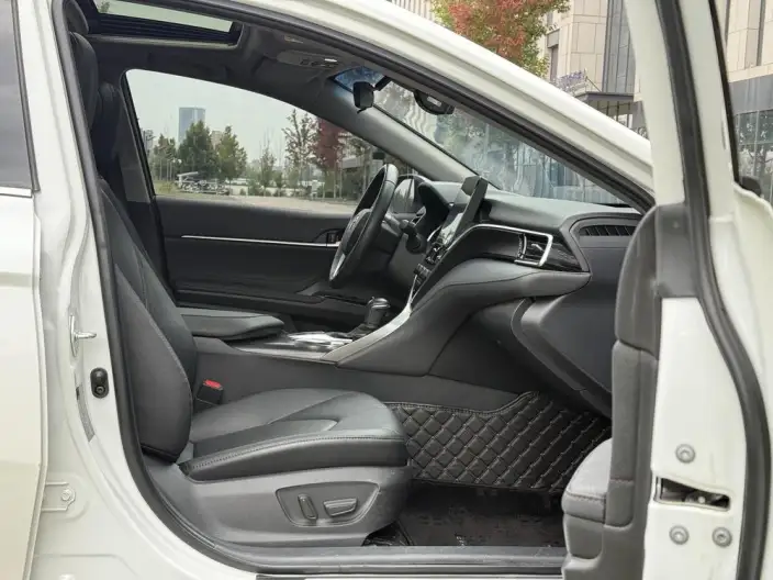 Toyota Camry 2023 Model 2.0G Deluxe Edition – фото 9