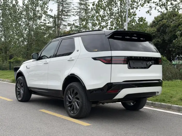 Land Rover Discovery 2023 Model Facelift 360PS R-Dynamic S – фото 5