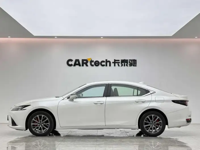 Lexus ES 2025 Model 200 Premium – фото 4