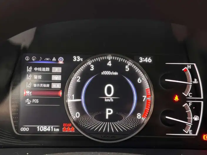 Lexus ES 2025 Model 200 Premium – фото 10