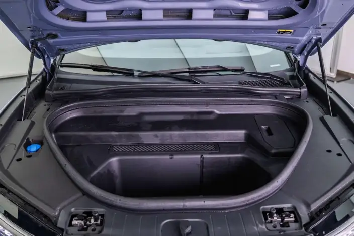 AUDI Q6L e-tron 2026 Model First Edition Pilot Edition – фото 6