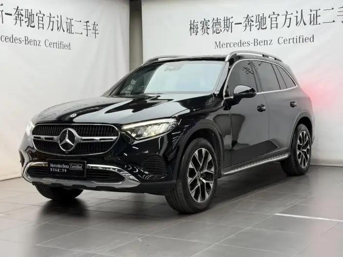 Mercedes-Benz GLC 2023 Model GLC 260 L 4MATIC Dynamic Model 5 seat