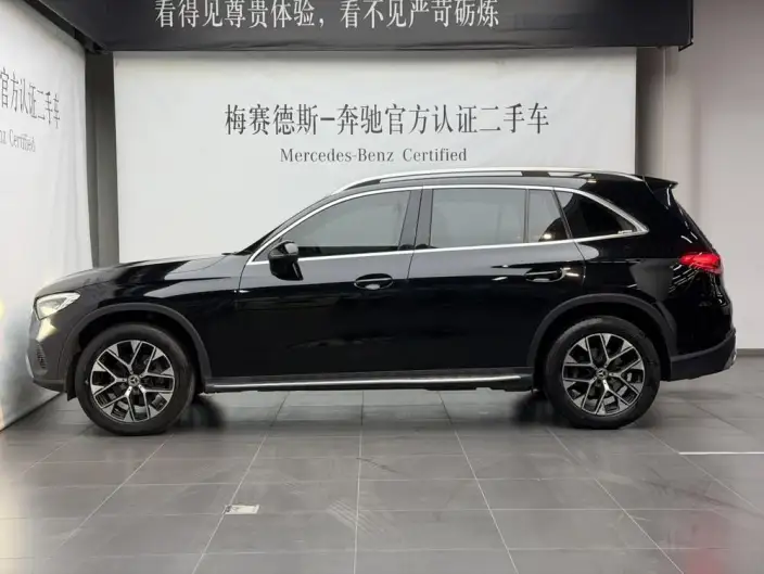 Mercedes-Benz GLC 2023 Model GLC 260 L 4MATIC Dynamic Model 5 seat