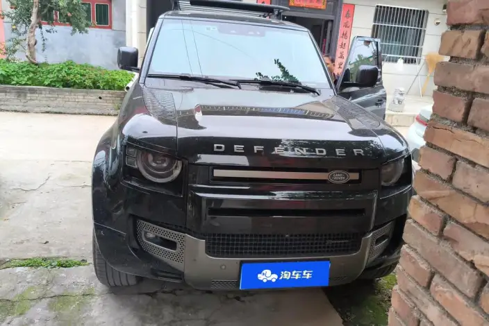 Land Rover Defender 2022 Model 110 P400 X-Dynamic HSE – фото 2