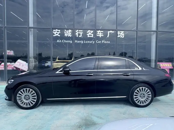 Mercedes-Benz E-Class 2023 Model E 300 L Fashion Model sedan – фото 4