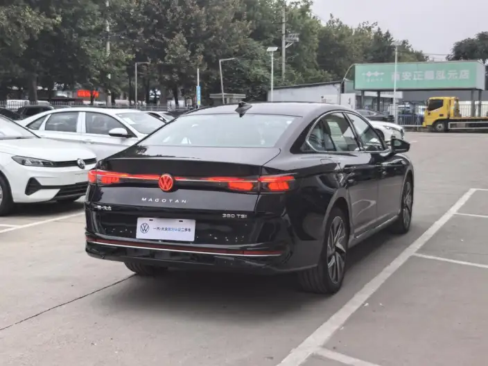 Volkswagen Magotan 2024 Model 380TSI Supreme Edition – фото 6