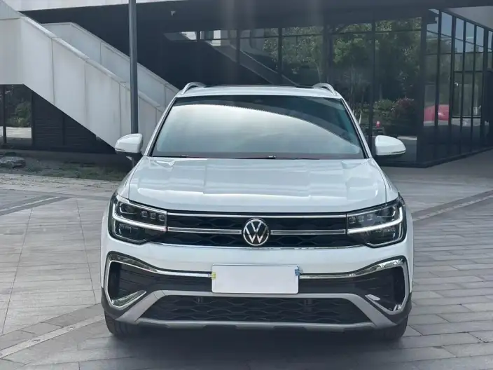 Volkswagen Tharu 2023 Model 300TSI 2WD Moonlight Edition – фото 2