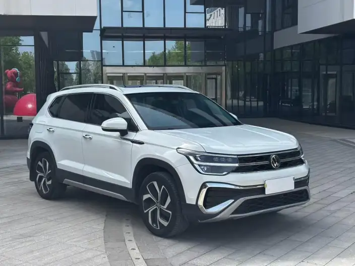 Volkswagen Tharu 2023 Model 300TSI 2WD Moonlight Edition – фото 3