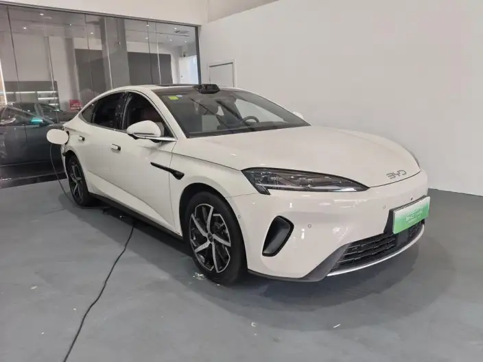 BYD Seal 07DM 2026 Model DM-i 230KM Flagship Model – фото 3