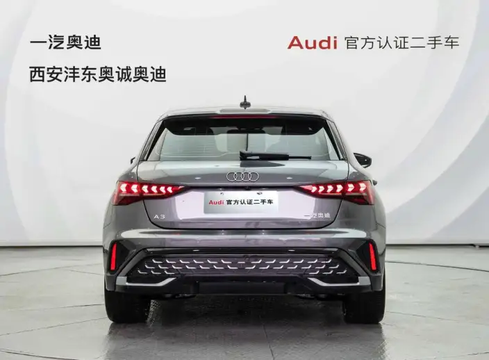Audi A3 2026 Model Sportback 35 TFSI Continental Flying Spur Exclusive Model – фото 3