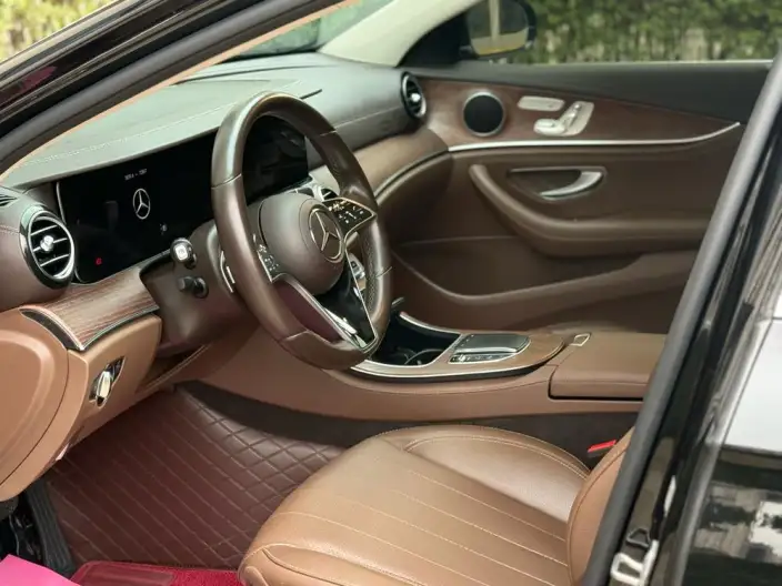 Mercedes-Benz E-Class 2023 Model E 300 L Fashion Model sedan – фото 8