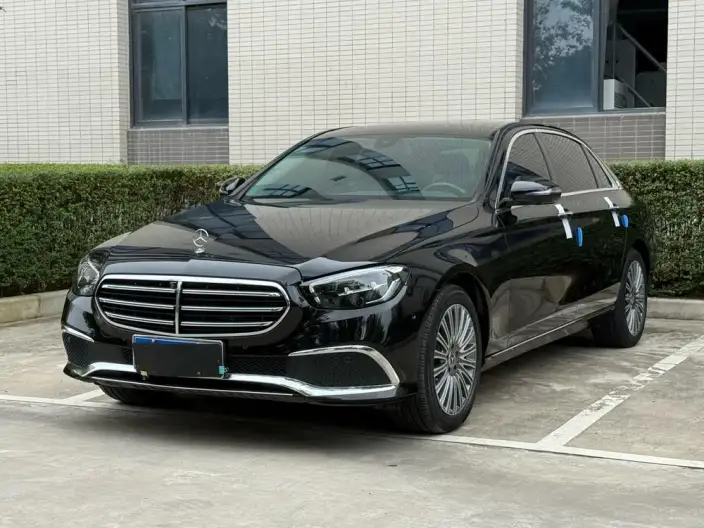 Mercedes-Benz E-Class 2023 Model E 300 L Fashion Model sedan – фото 10