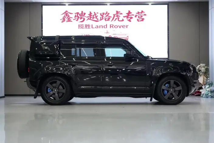 Land Rover Defender 2023 Model Facelift 110 P400 X-Dynamic HSE – фото 8