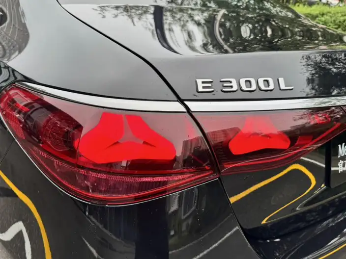 Mercedes-Benz E-Class 2024 Model Facelift E 300 L Fashion Model sedan – фото 10