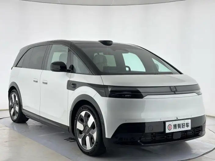 ZEEKR MIX 2025 Model 76kWh Smart Driving Edition – фото 3