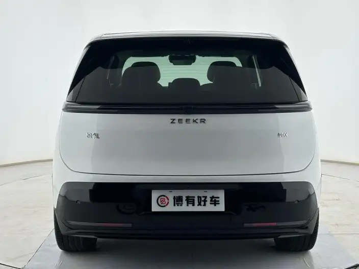 ZEEKR MIX 2025 Model 76kWh Smart Driving Edition – фото 6