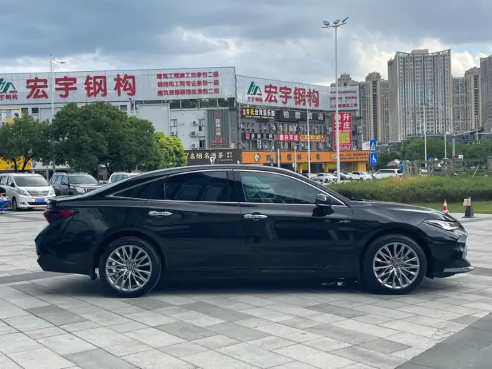Toyota Avalon 2024 Model Intelligent Hybrid 2.5L E-CVT XLE Premium Edition – фото 8