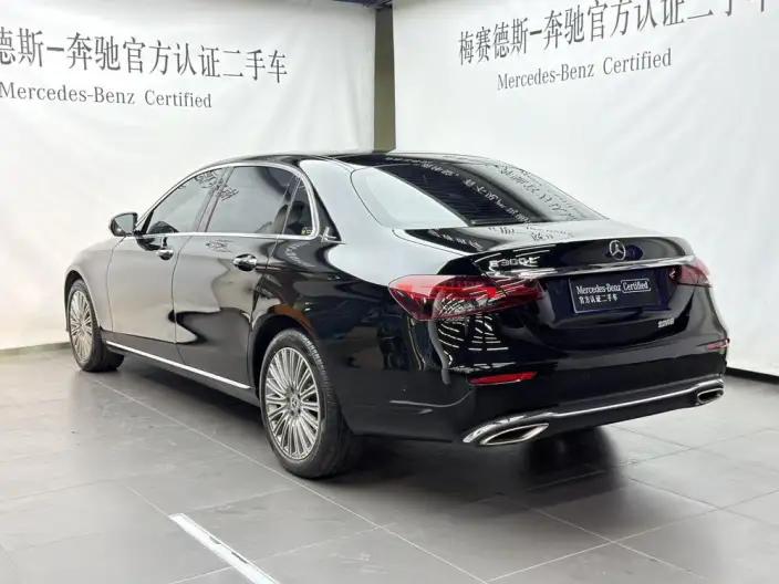 Mercedes-Benz E-Class 2023 Model E 300 L Luxury Model sedan – фото 4