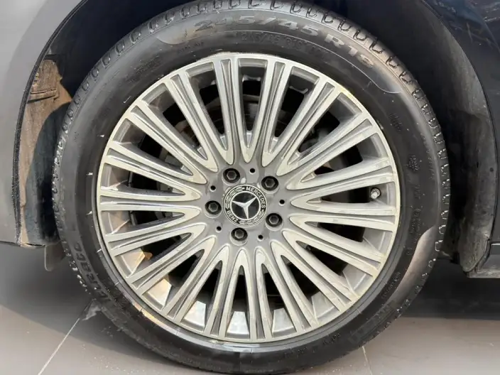 Mercedes-Benz E-Class 2023 Model E 300 L Luxury Model sedan – фото 9