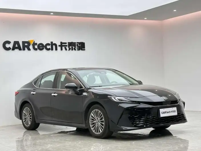Toyota Camry 2024 Model Hybrid 2.0HGVP Deluxe Edition – фото 3