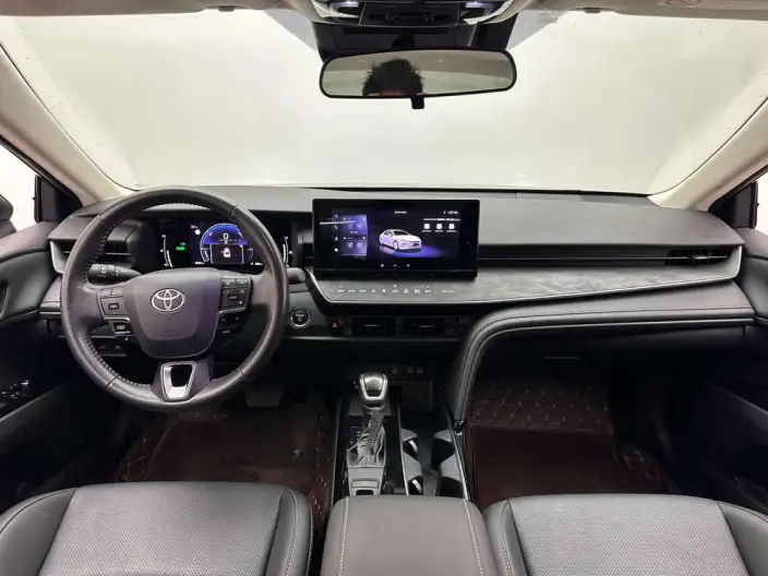 Toyota Camry 2024 Model Hybrid 2.0HGVP Deluxe Edition – фото 9