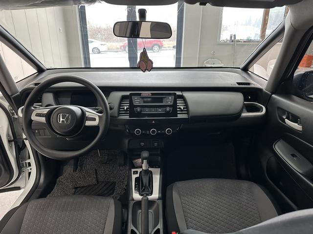 Honda Fit 2022 1.5L CVT Trend with Sunroof – фото 9