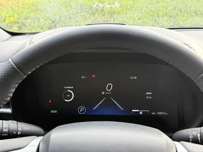 Granvia 2024 Model Intelligent Hybrid 2.5L 2WD Noble PLUS Edition – фото 10