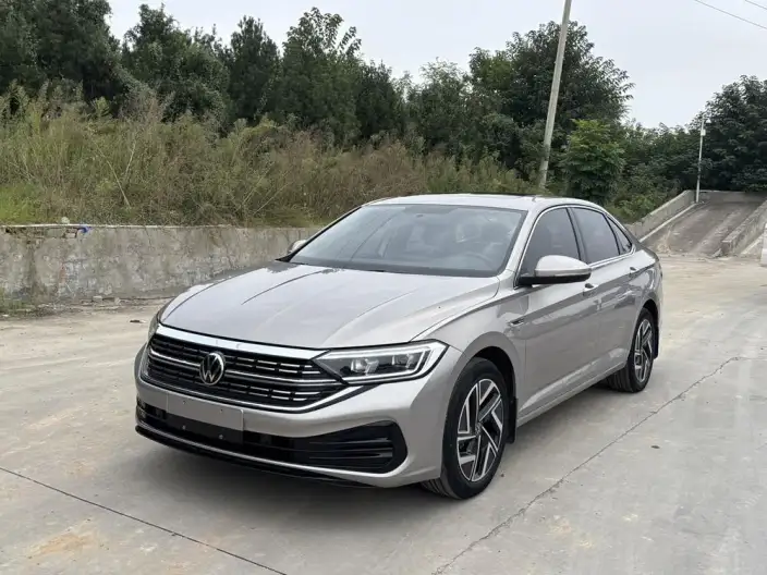 Volkswagen Sagitar 2023 Model 280TSI DSG Superior Edition Plus – фото 1