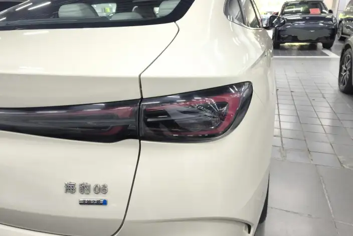 BYD Seal 06 DM 2025 Model Smart Driving Edition DM-i 120KM Exclusive Model – фото 5