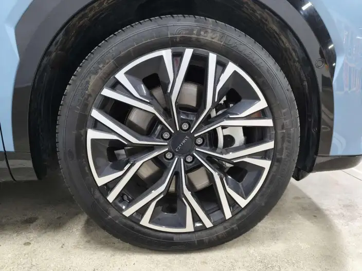 Lynk & Co 08 EM-P 2026 Model 210 4WD Performance Ultra H7 – фото 9