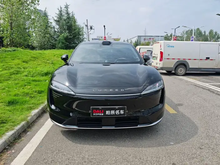 Luxeed R7 2024 Model EV 100kWh Max Rear Drive Edition – фото 2