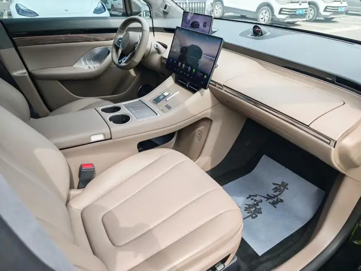 Luxeed R7 2024 Model EV 100kWh Max Rear Drive Edition – фото 8