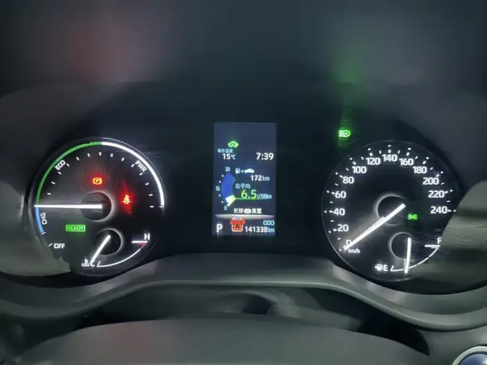 Toyota Sienna 2021 Model 2.5L Hybrid Premium Edition – фото 10