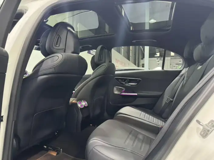 Mercedes-Benz C-Class 2026 Model C 260 L Sports sedan – фото 9