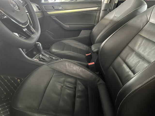 Volkswagen Lavida Модель 2018 года Classic 1.5L автоматическое Com f ort Edition Country VI – фото 5