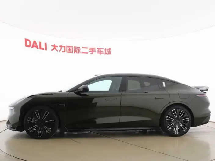 Lynk & Co 10 EM-P 2025 Model 240 4WD Ultra Sports Edition