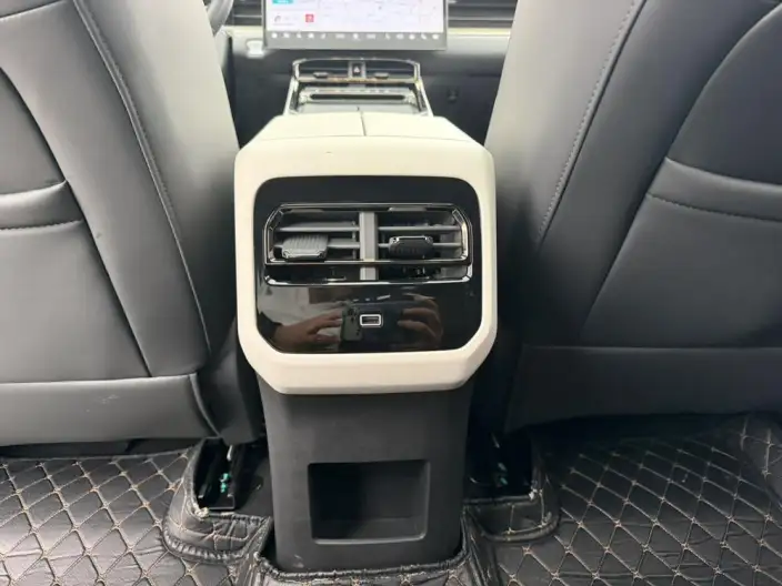 Jetour Shanhai L6 2024 Model 1.5TD DHT ULTRA – фото 10