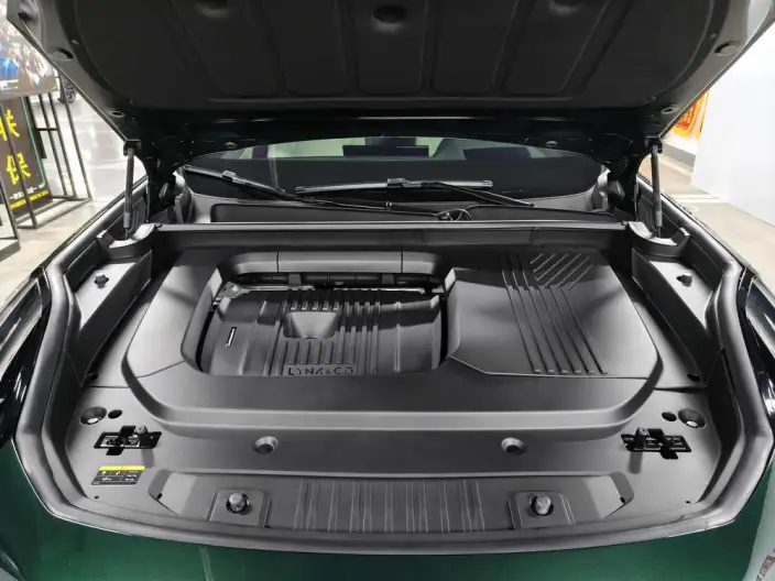 Lynk & Co 09 2026 Model 2.0T 4WD Tiggo Edition Ultra – фото 8