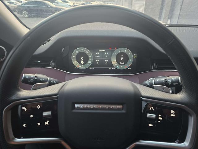 Land Rover Range Rover Evoque 2023 L 249PS R-Dynamic Luxury – фото 10