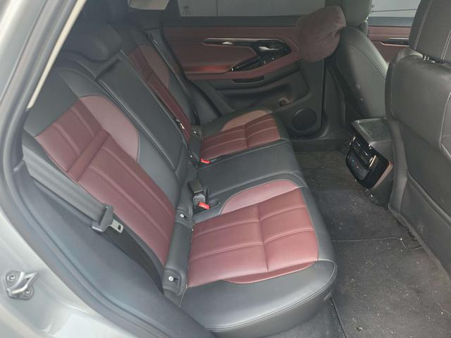 Land Rover Range Rover Evoque 2023 L 249PS R-Dynamic Luxury – фото 11