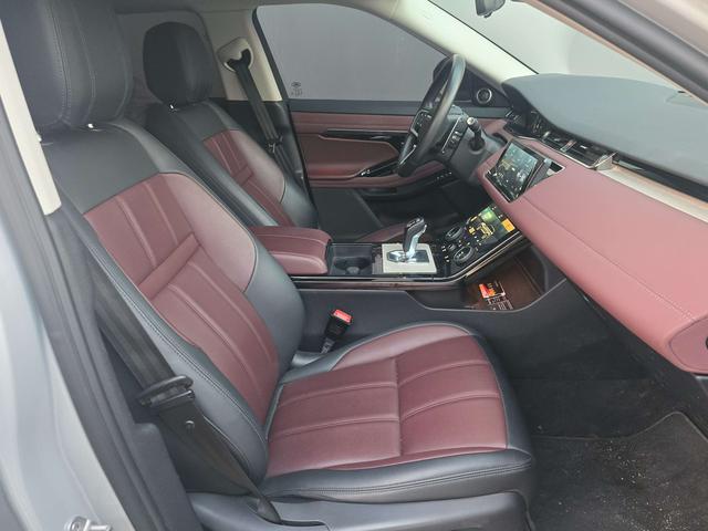 Land Rover Range Rover Evoque 2023 L 249PS R-Dynamic Luxury – фото 13