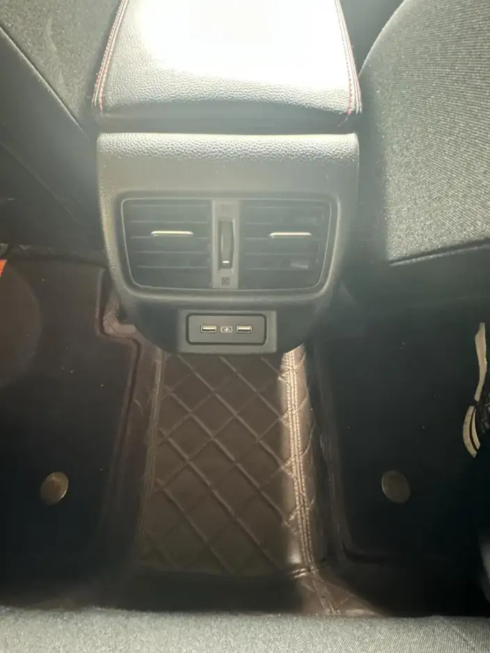 Honda Civic 2022 Model 240TURBO CVT Dynamic Edition – фото 8