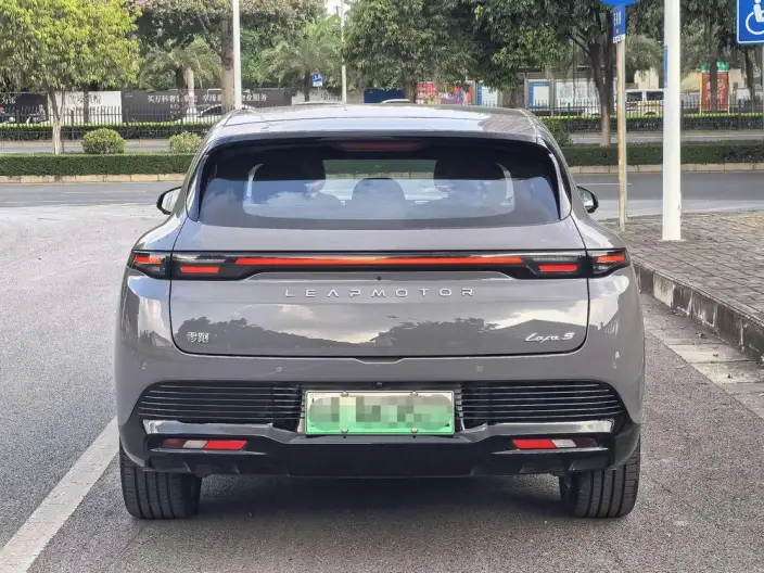 Leapmotor Lafa5 2026 Model 515 Max – фото 6