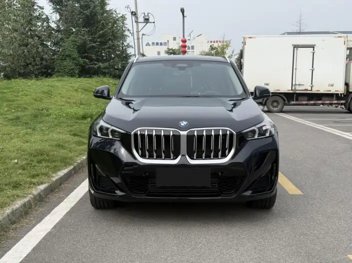 BMW X1 2025 Model sDrive25Li M Sports Set – фото 2