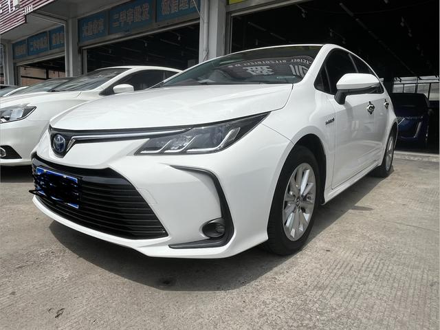 Toyota Corolla Раздел 2023 Intelligent Hybrid 1.8L E-CVT Elite Edition – фото 1